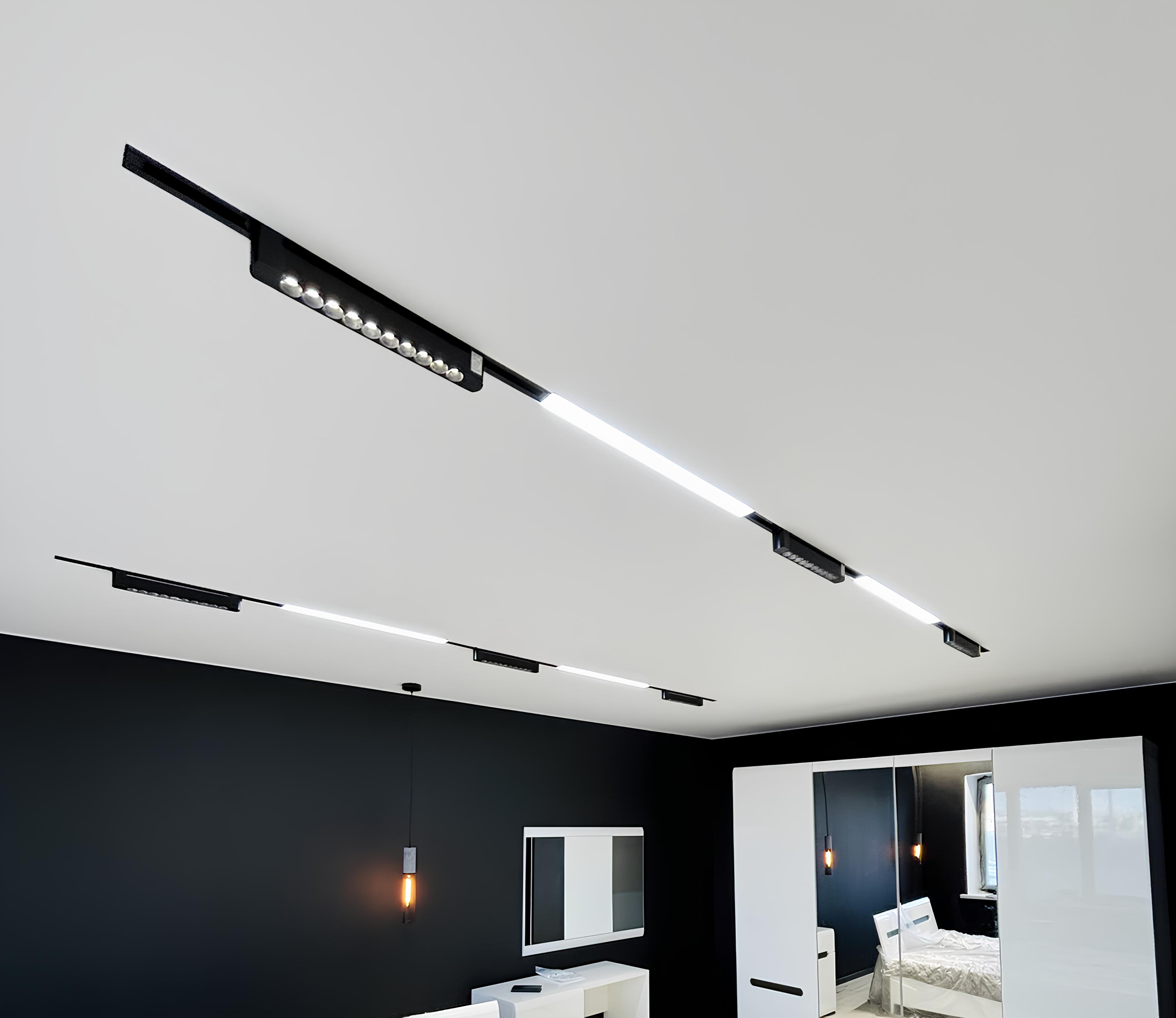 Натяжной потолок в спальне с мягкой подсветкой, работа Метр Плюс